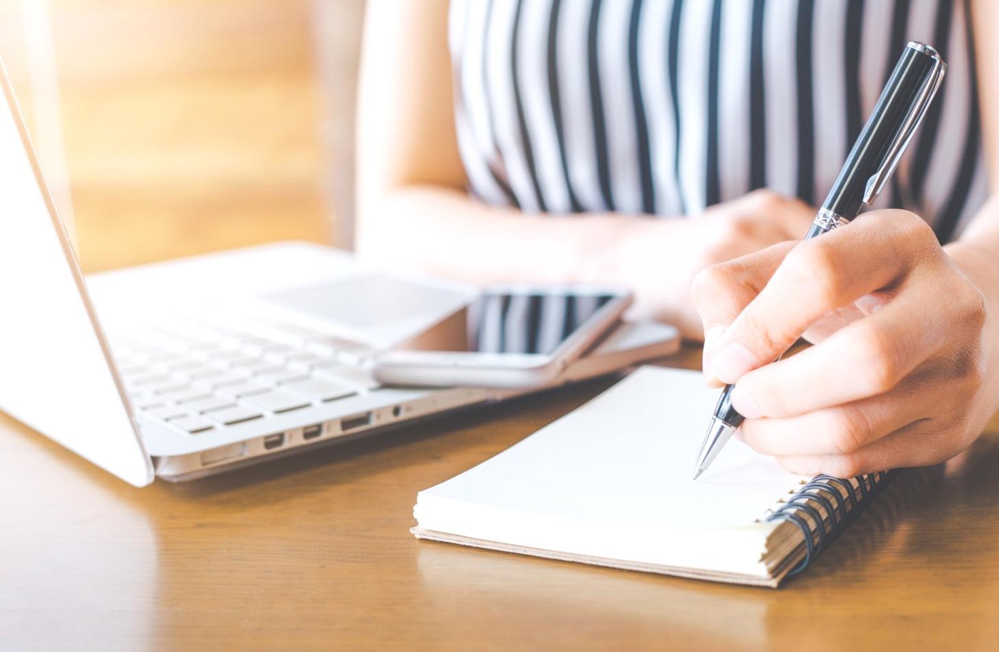 Kreatives Arbeitsumfeld für Online-Bildung